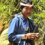 Fashion conscious Enn lad on his way to Kengtung market