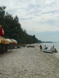 No man's land or the best part of Ochheuteal Beach?