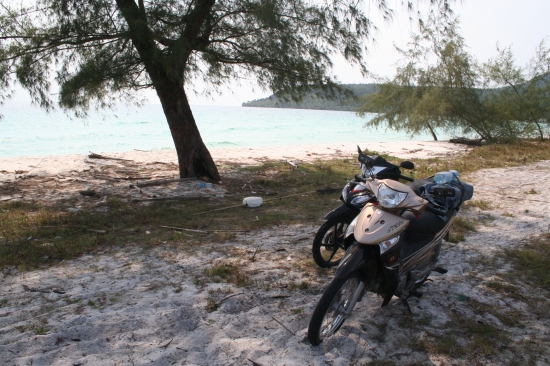 Note to self: bikes are not good on beaches.