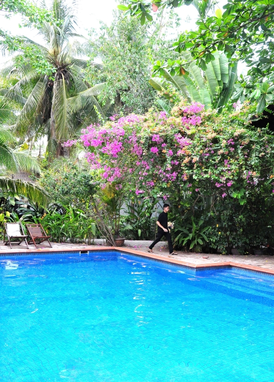 The pool at La Noria: only in the low season, whenever that may be.
