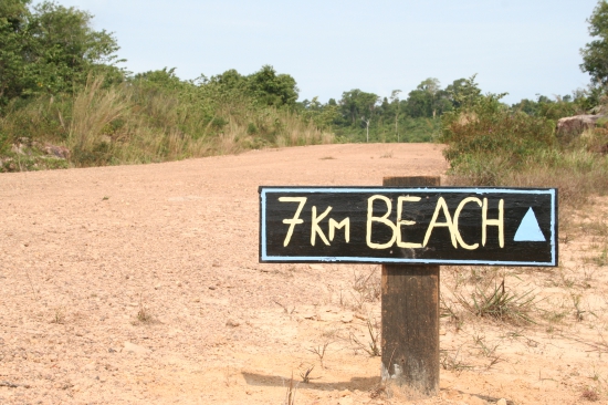 That's the beach that's 7km, not 7km to the beach.