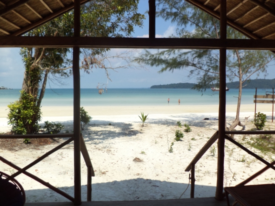 Beats waking up to traffic and rain.