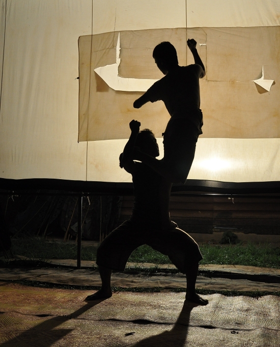 The puppeteers are also extremely talented dancers.
