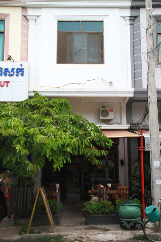 Unassuming building from the outside. Unassumingly good food inside.