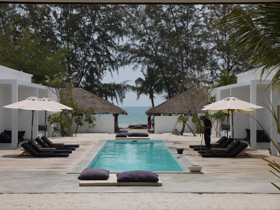 I could spend my days lounging here