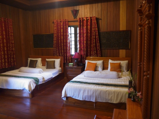 Immaculately clean and smartly decorated