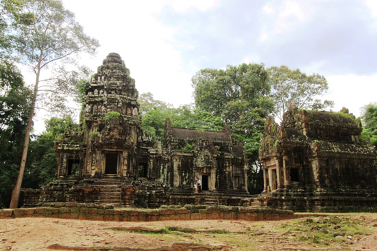 Thomanon and Chau Say Tevoda temples: same same but different.