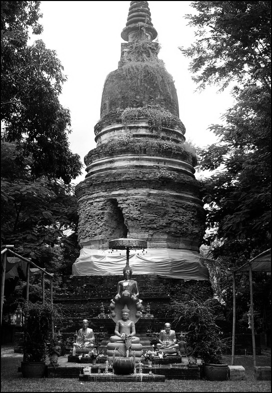 Brick chedi - note opening in wall Brick chedi - note opening in wall