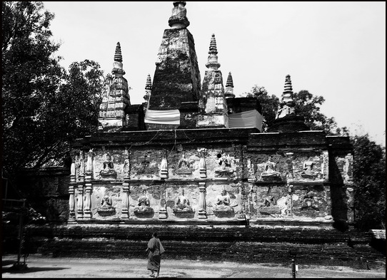 7th spire's behind main stupa - you'll have to take out word for it! 7th spire's behind main stupa - you'll have to take out word for it!