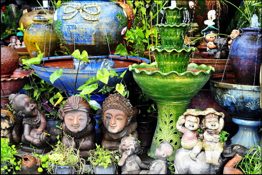 A few garden cherubs - just what you always wanted! A few garden cherubs - just what you always wanted!