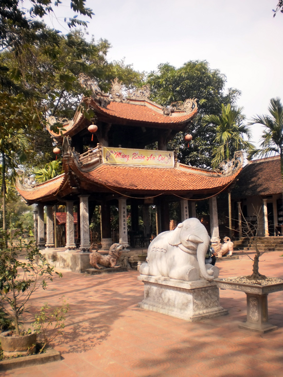 Yes, there are elephants in Hanoi Yes, there are elephants in Hanoi