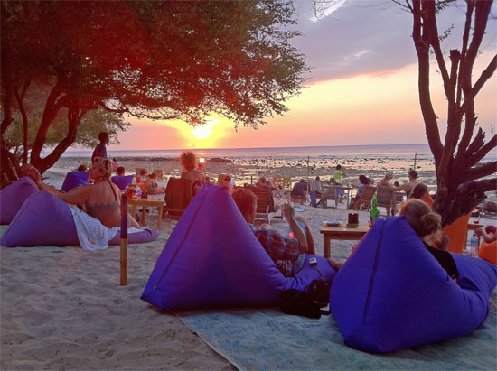 Enjoy the sunset with a heap of new friends. Enjoy the sunset with a heap of new friends.