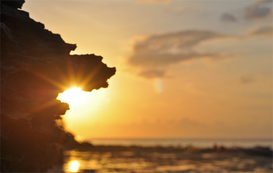 Sunset under the ledge from Le Pirate