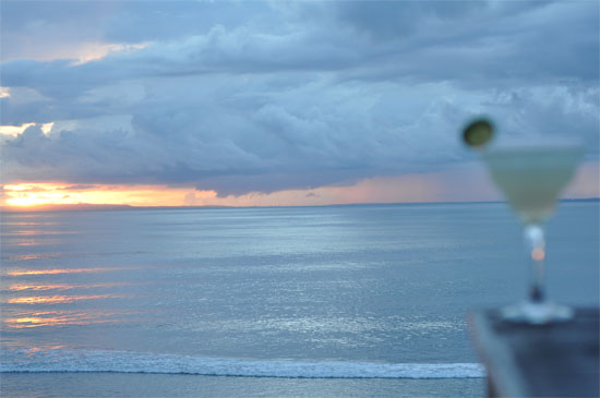 Nusa Cenningan: Margarita scenes.