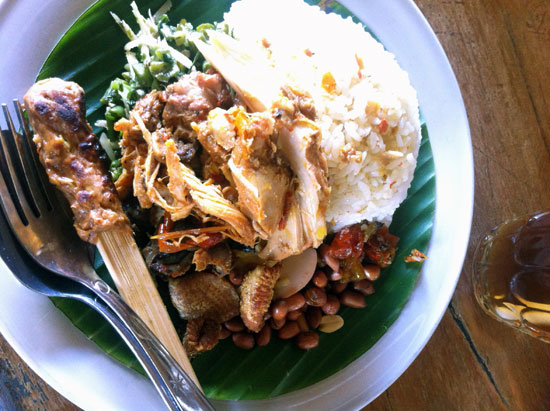 This is what you call a good Balinese feed. This is what you call a good Balinese feed.