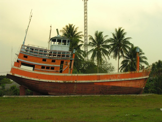 After being washed inland like a toy boat in a bathtub, this ship remains in the village centre. After being washed inland like a toy boat in a bathtub, this ship remains in the village centre.