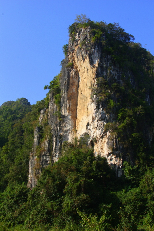 Stunning scenery around Vieng Xai