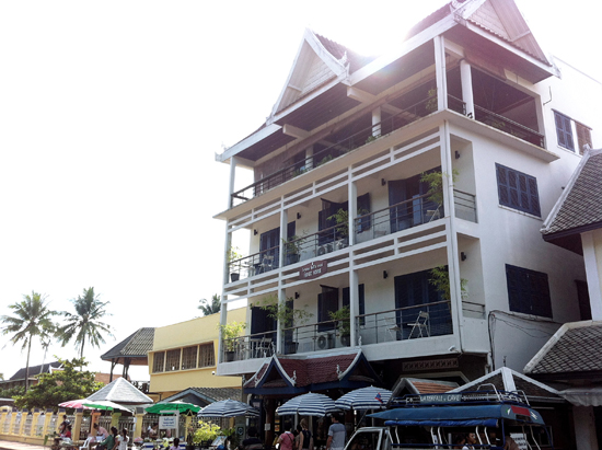 LP_Indigo House facade_CindyFan_550