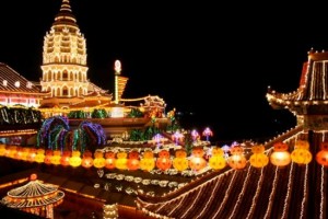 New Year lights at the Kek Lok Si Temple (photo courtesy of Penang Global Tourism).