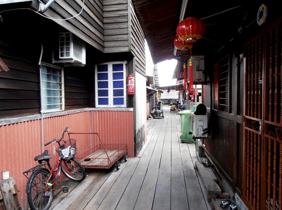 Lose yourself along the narrow boardwalks.