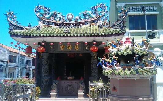 The tiny Ciji temple, on the corner of Lebuh Cannon and Lebuh Armenian.