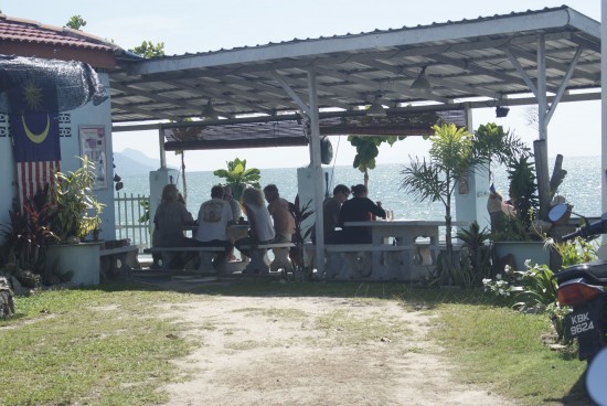 Seafront dining at its best.