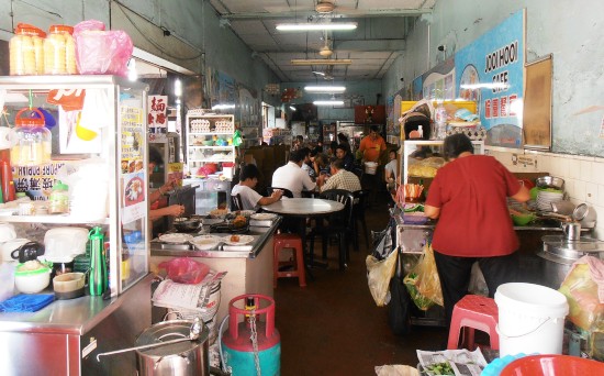 This place won't win any awards for interior decoration, but the food really is worth it.