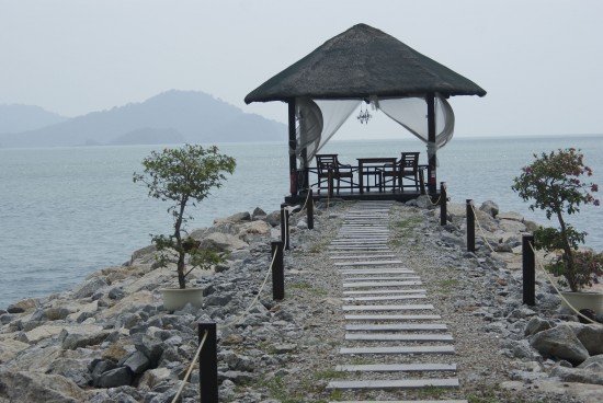 You can scratch 'moondeck' dining off your bucket list too.