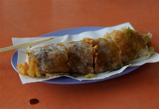 A single perfect popiah.