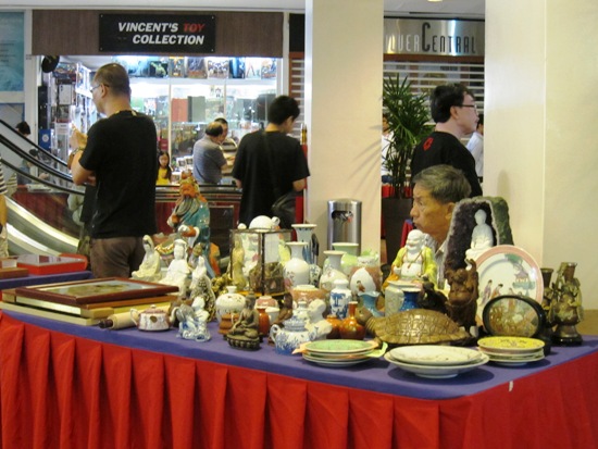 If you're looking for old artifacts or knick-knacks, China Square, you'll probably find them at Sungei road or China Square Central - at stalls manned by the older generation