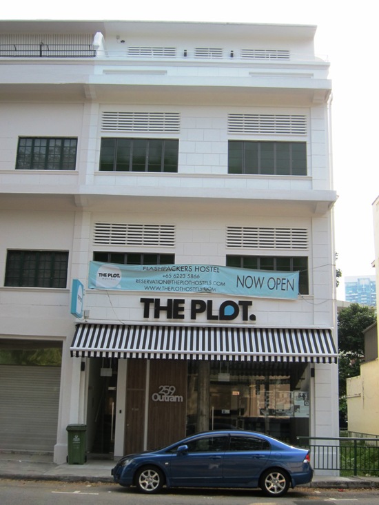 The Plot eases gently into the three-storey 1930s heritage shophouse where it is located, while providing modern amenities.