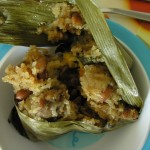 Diving into a mouth-watering khanom pat jang.