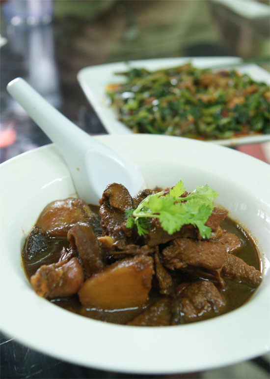 Ayam buah keluak. ALso known as I'd like a serving right now please.