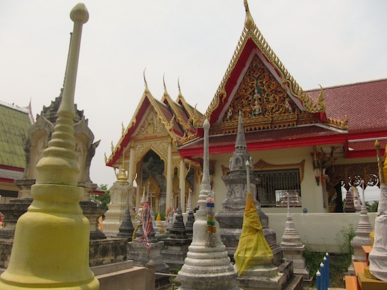 Wat Lam Phaya -- heart of the village.