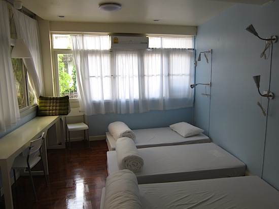 Three beds, two showers, 10 windows.