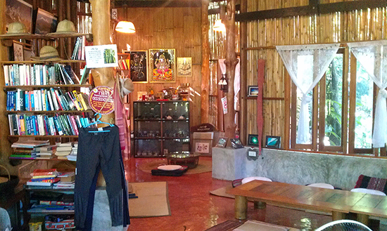 art cafe in haad chao pao