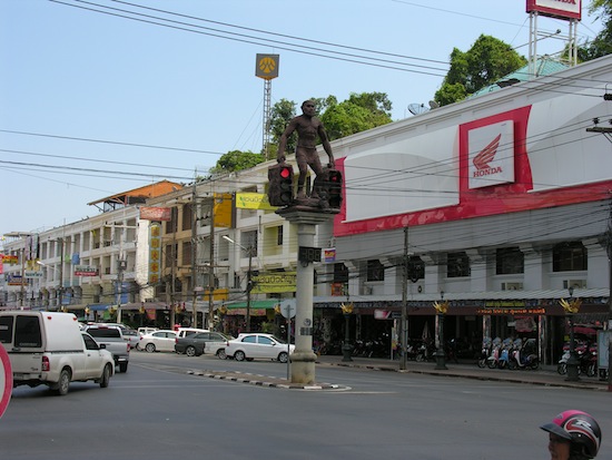 Krabi town: more to it than gorilla street lights, though they are pretty cool, right?