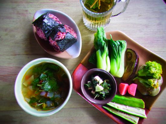 Sample macrobiotic lunch.
