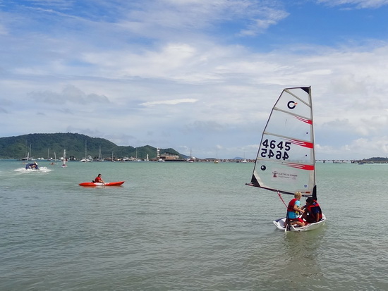 The sheltered Chalong bay is perfect for sailing and paddling.