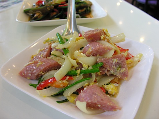 Scrambled eggs and sausage -- central Thai style.