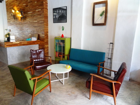 The small lobby has a retro feel to it.