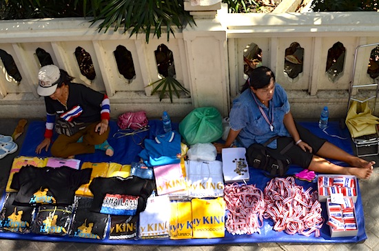 The Thailand t-shirt trade has definitely not been shut down.