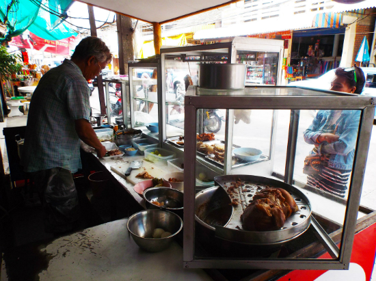 Ko Pha Ngan Walking Street chicken