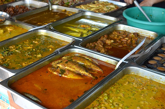 When selecting southern Thai food, you can always just go with your favourite colour.