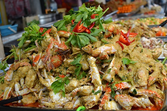 Curried crab -- time to get the hands dirty.