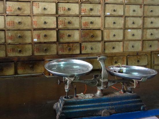 Phuket's go-to spot for Chinese herbal healing secrets.