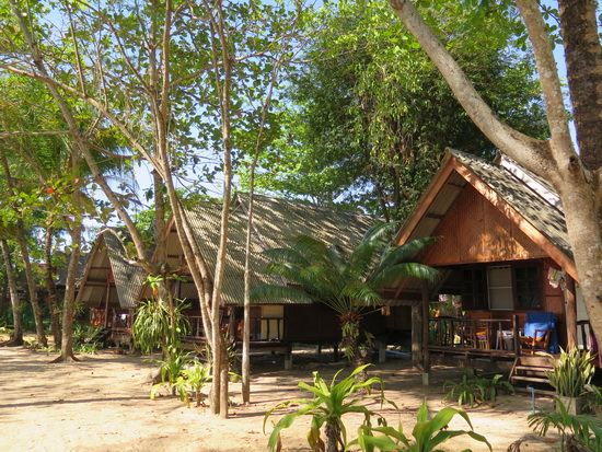 Flashpackers welcome. Baan Tha Khao bungalows on Ko Yao Noi.
