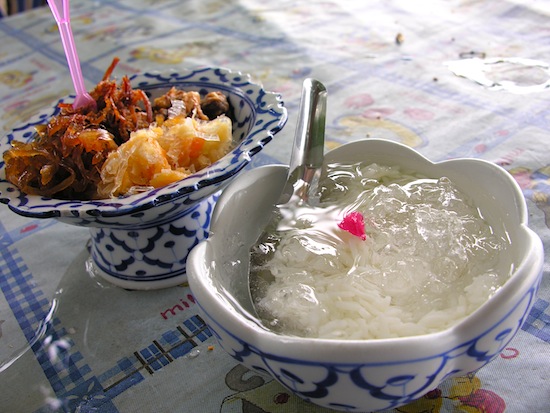 When on Ko Kret, don't miss khao shae.