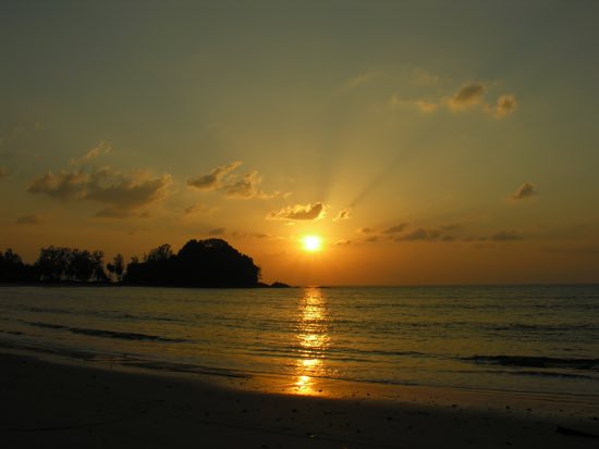 Late light on Ko Phra Thong