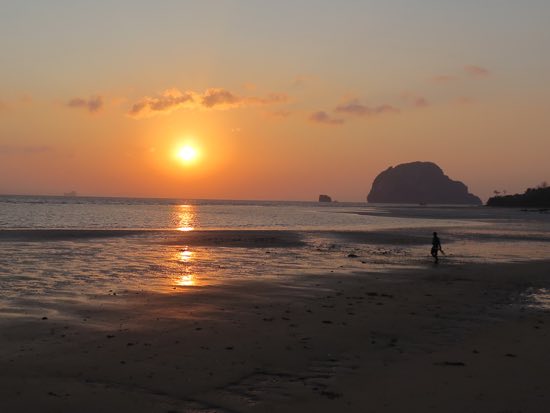 Ko Yao Yai: Just another sunrise.